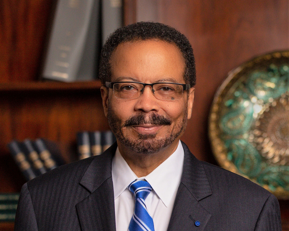 Dr. Roderic Pettigrew, Dean of the School of Engineering Medicine